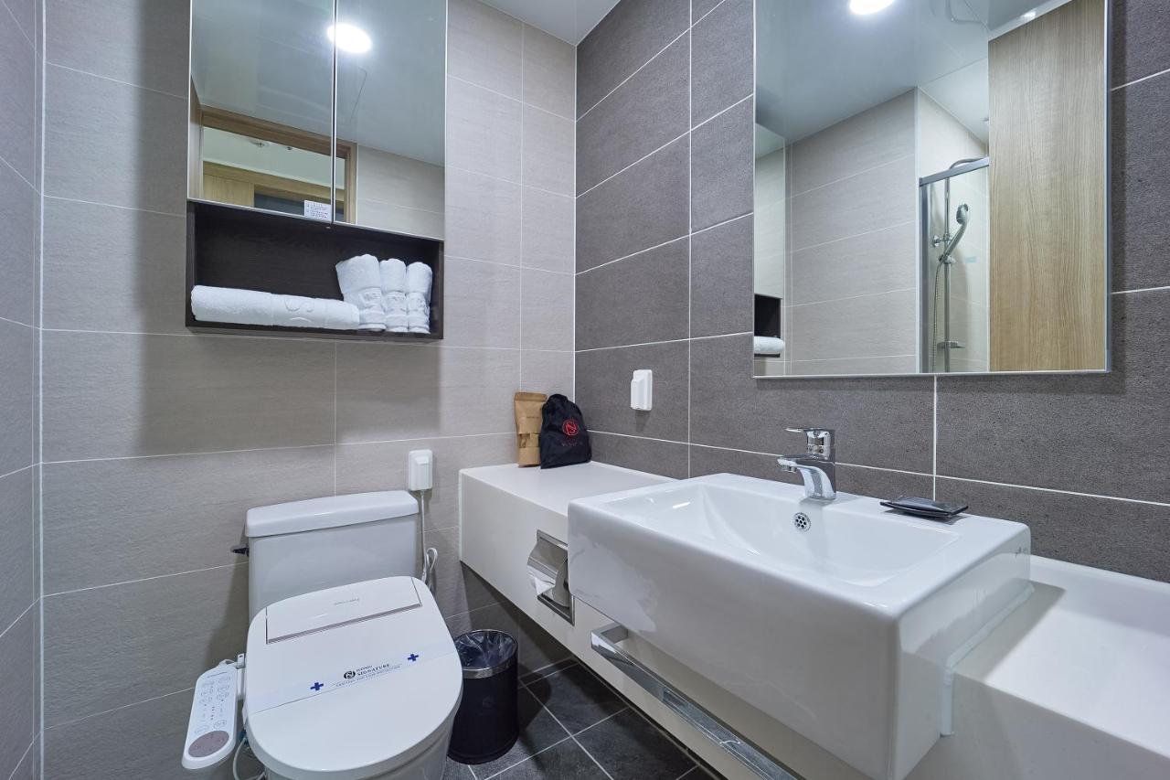 Jeonju Signature Hotel Extérieur photo